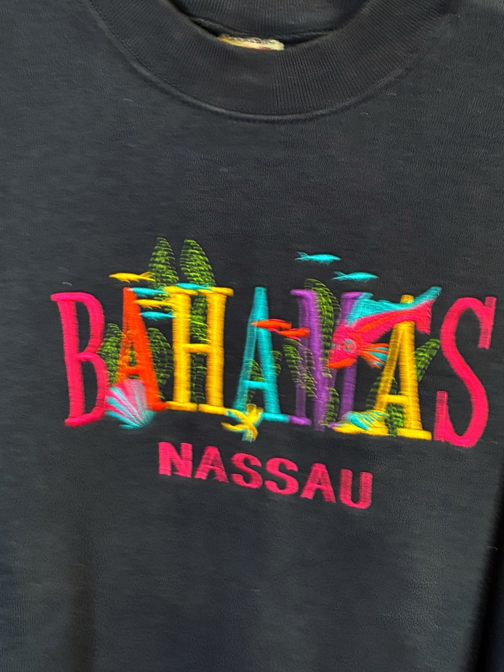 Vintage Bahamas Nassau Embroidered Navy Sweatshirt XL